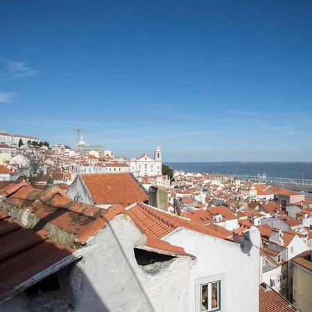 Alfama Loft - Tejo River Views And Ac By Luehldy