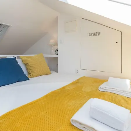 Alfama Loft Loft W/ River View - By Lu Holidays Daire